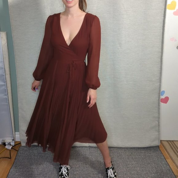 Wilfred  Aritzia Pleated Wrap Dress - Picture 3 of 10